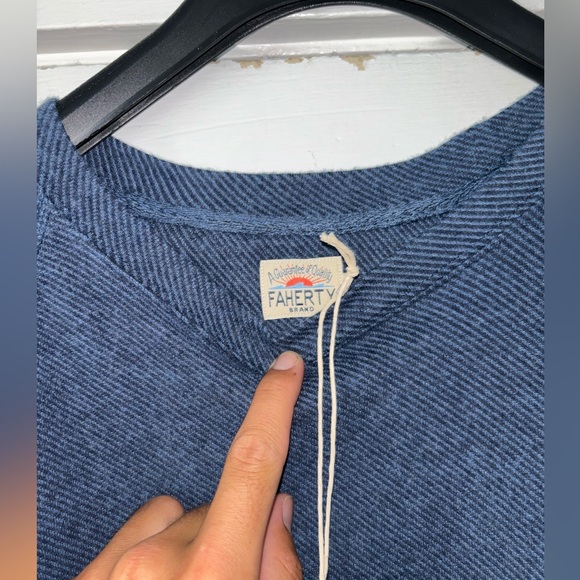 Faherty crewneck - Picture 3 of 6